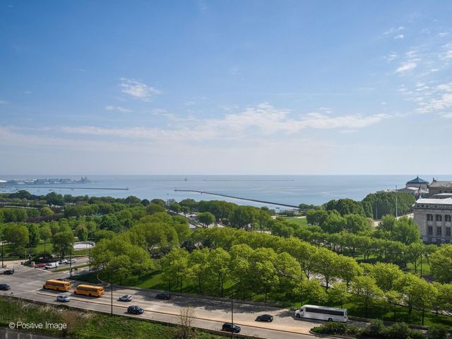 1235 S Prairie Avenue 1404, Chicago, IL 60605