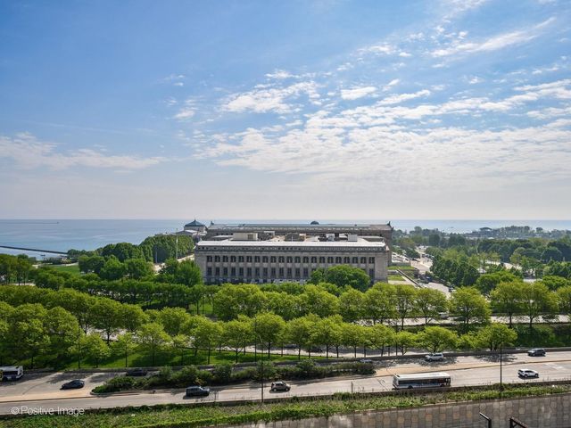 1235 S Prairie Avenue 1404, Chicago, IL 60605