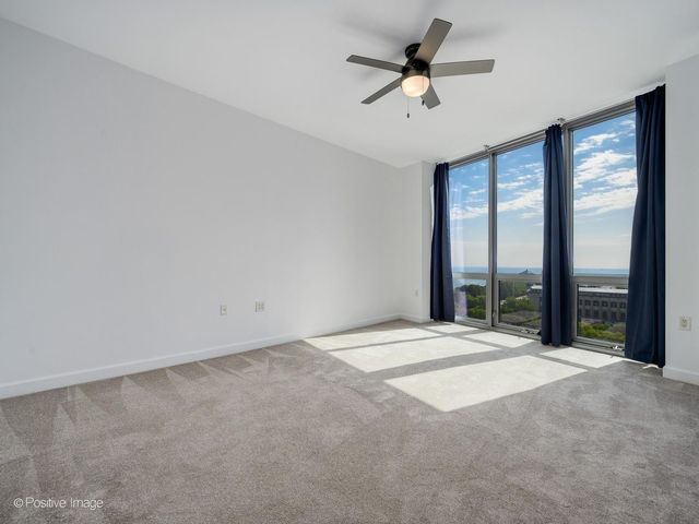 1235 S Prairie Avenue 1404, Chicago, IL 60605