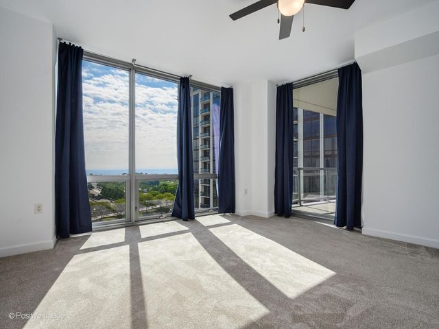 1235 S Prairie Avenue 1404, Chicago, IL 60605
