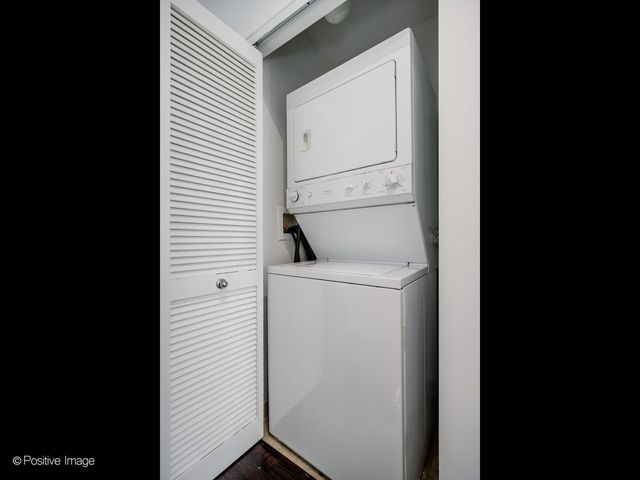 1235 S Prairie Avenue 1404, Chicago, IL 60605