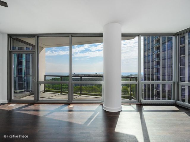 1235 S Prairie Avenue 1404, Chicago, IL 60605
