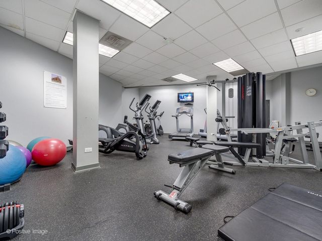 1235 S Prairie Avenue 1404, Chicago, IL 60605
