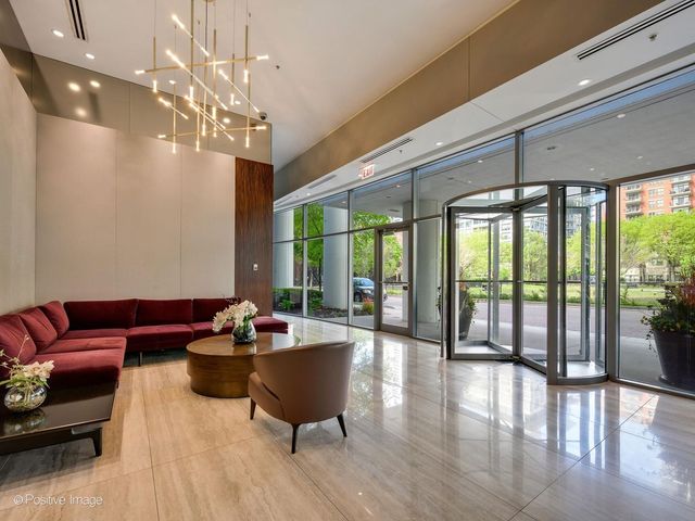 1235 S Prairie Avenue 1404, Chicago, IL 60605