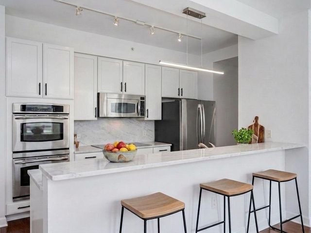1235 S Prairie Avenue 1404, Chicago, IL 60605