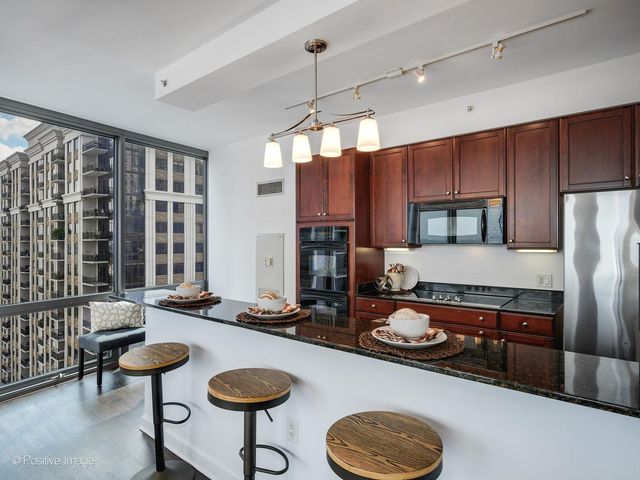 1235 S Prairie Avenue 1404, Chicago, IL 60605