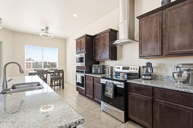 1385 N Blazing Saddle Road, Vail, AZ 85641