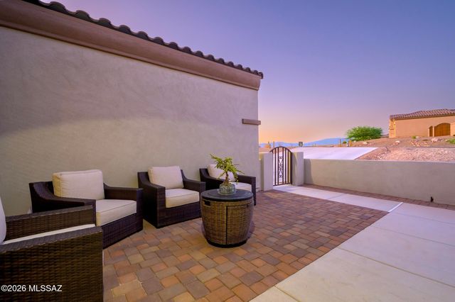 1385 N Blazing Saddle Road, Vail, AZ 85641