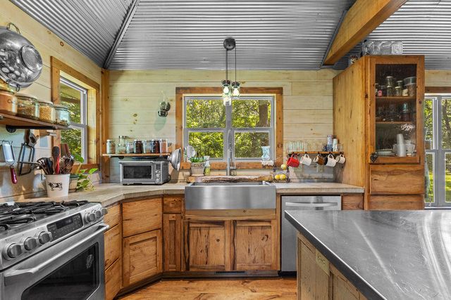 483 Loveland Drive, Rogersville, MO 65742
