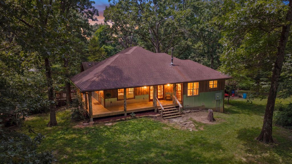 483 Loveland Drive, Rogersville, MO 65742