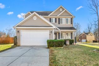 400 Walnut Crossing Drive, Whitsett, NC 27377