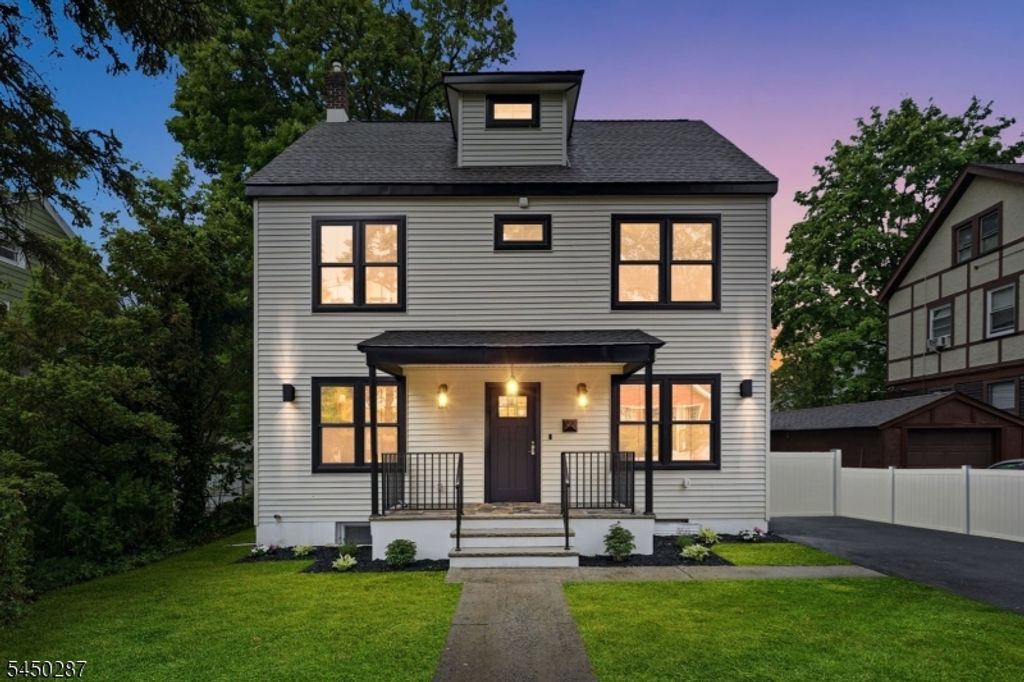 166 Lincoln St, Montclair Twp., NJ 07042 — exterior