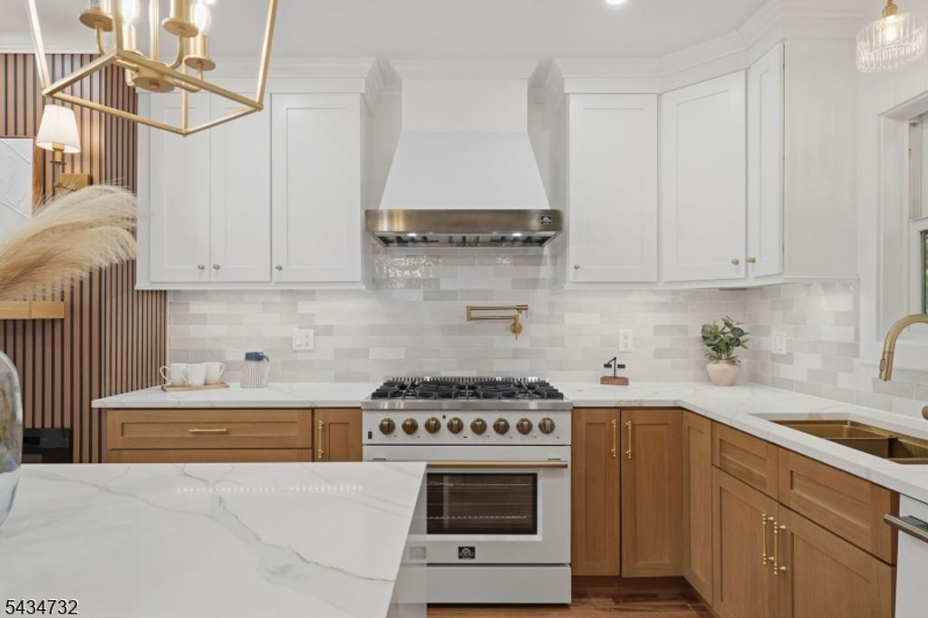 166 Lincoln St, Montclair Twp., NJ 07042 — photo 3