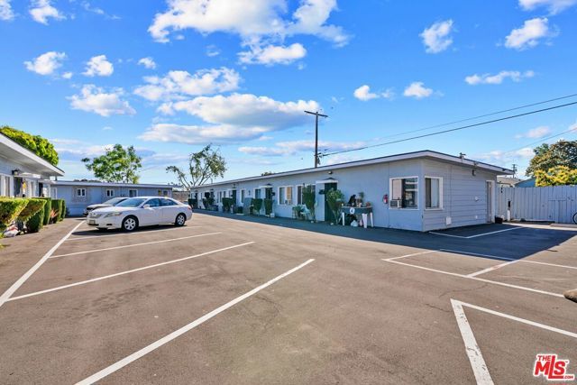 9711 Salt Lake Avenue, South Gate, CA 90280