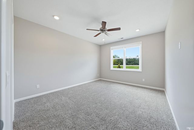 685 Chellberge Pass, New Haven, IN 46774
