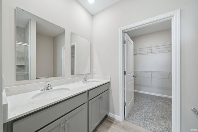 685 Chellberge Pass, New Haven, IN 46774