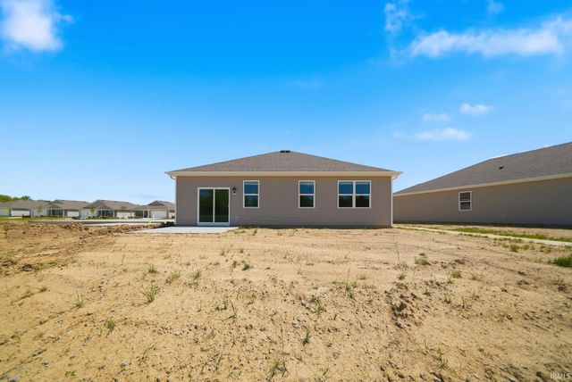 685 Chellberge Pass, New Haven, IN 46774