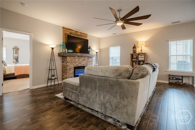 172 Saddleclub Way, Guyton, GA 31312