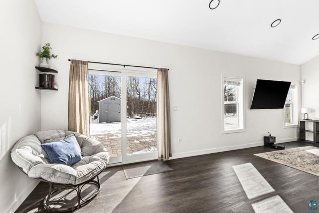 22 Spartan Circle Dr, Superior, WI 54880