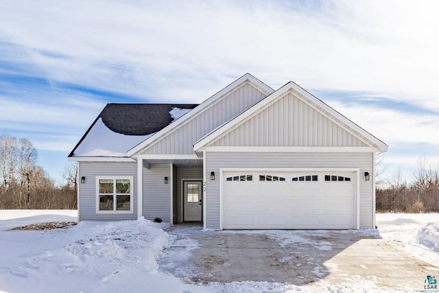 22 Spartan Circle Dr, Superior, WI 54880