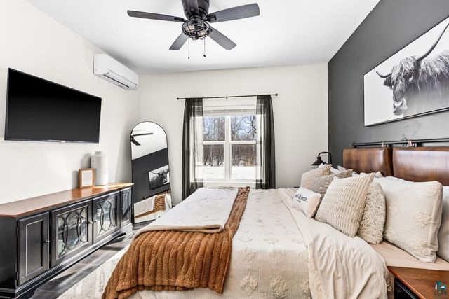 22 Spartan Circle Dr, Superior, WI 54880