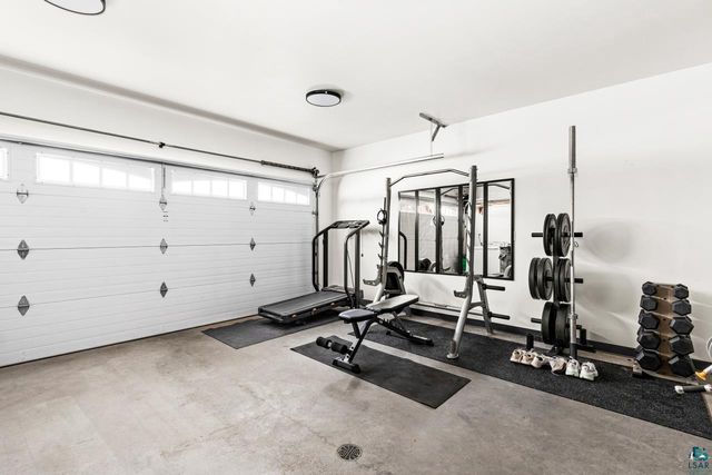 22 Spartan Circle Dr, Superior, WI 54880