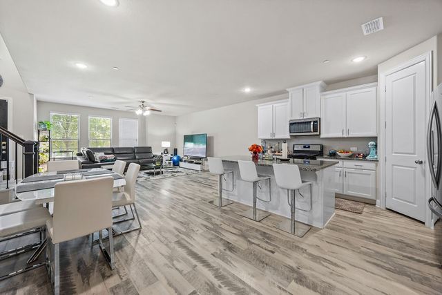 1012 Foxglove Drive, Carrollton, TX 75007