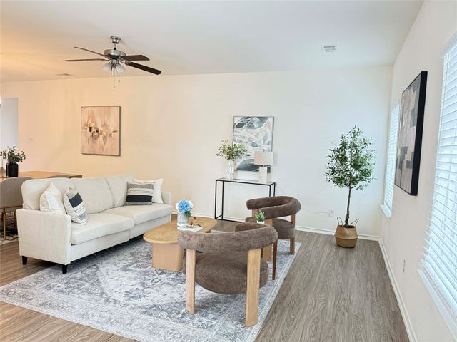 2209 Dana Drive, Grand Prairie, TX 75051