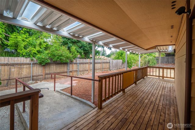 625 175th Street S, Spanaway, WA 98387