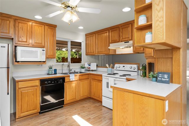 625 175th Street S, Spanaway, WA 98387