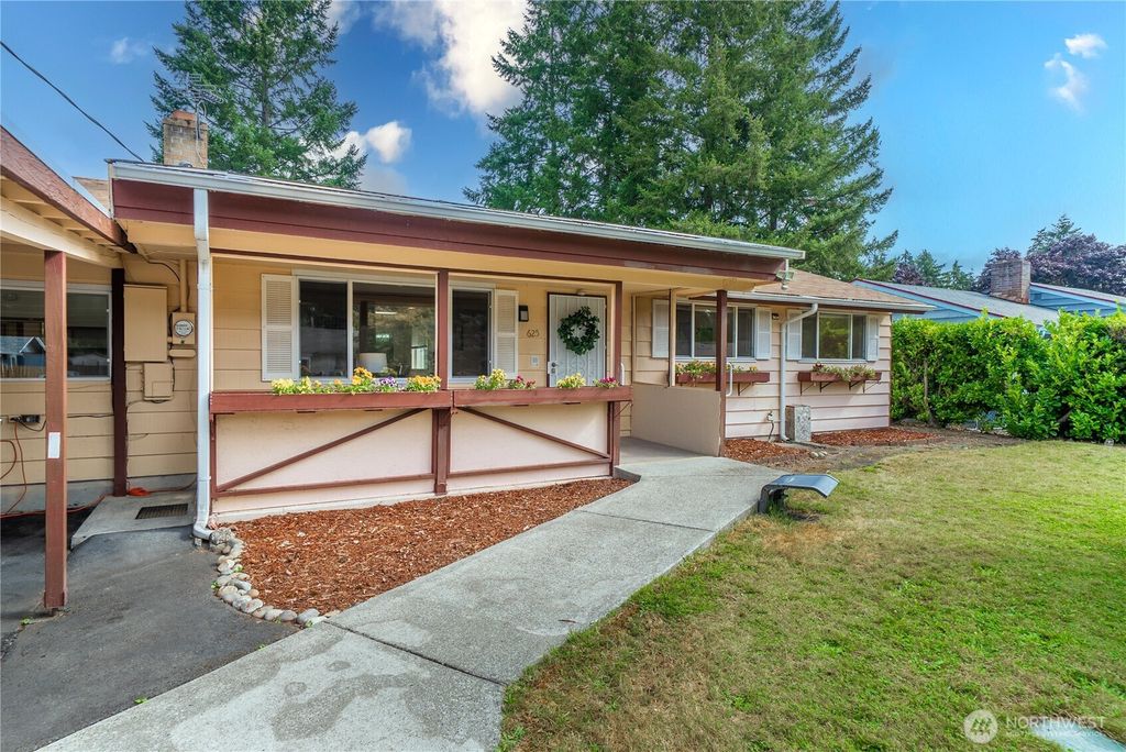 625 175th Street S, Spanaway, WA 98387