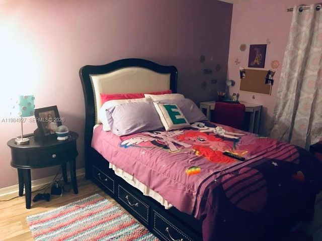 13154 NW 11th St, Pembroke Pines, FL 33028