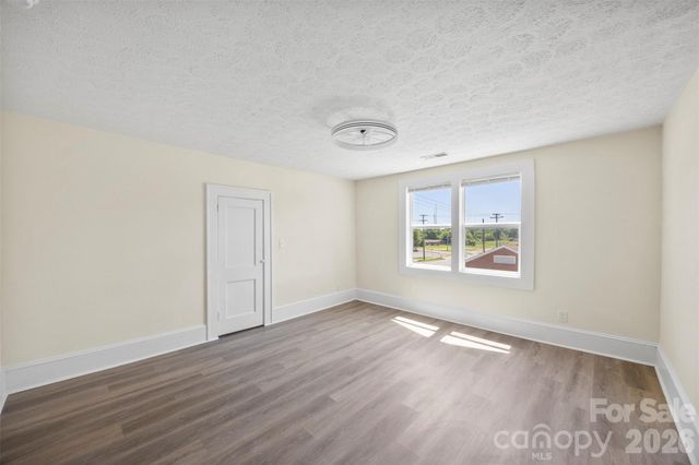509 E Grover Street, Shelby, NC 28150