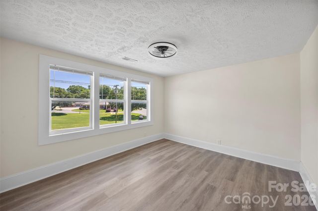 509 E Grover Street, Shelby, NC 28150
