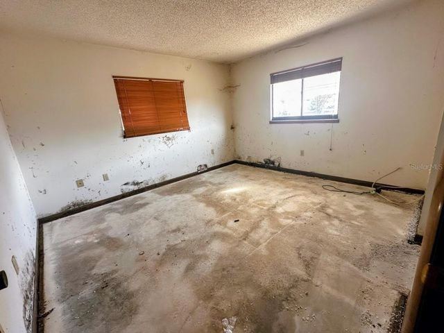 10151 SW 93RD AVENUE, Ocala, FL 34481