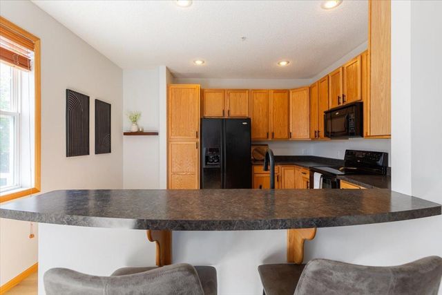 19631 Escalade Way 101, Farmington, MN 55024