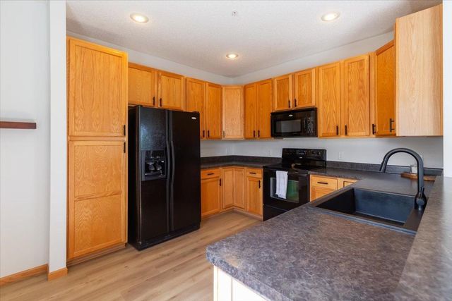 19631 Escalade Way 101, Farmington, MN 55024