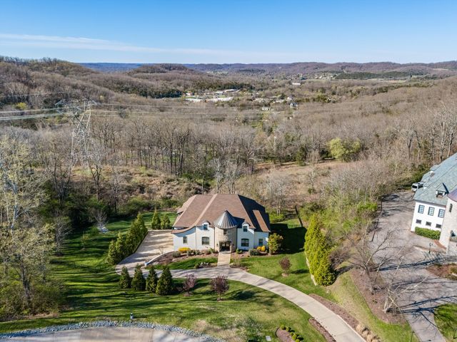 514 Legends Ridge Ct, Franklin, TN 37069