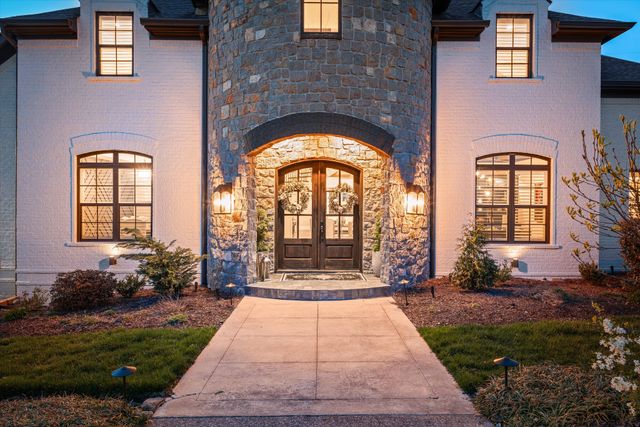 514 Legends Ridge Ct, Franklin, TN 37069