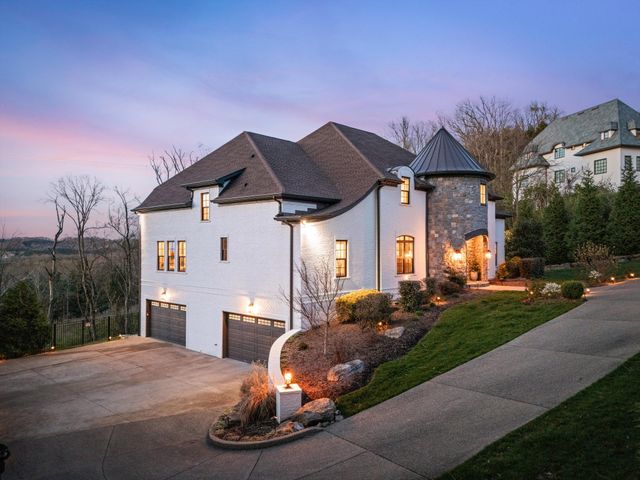 514 Legends Ridge Ct, Franklin, TN 37069