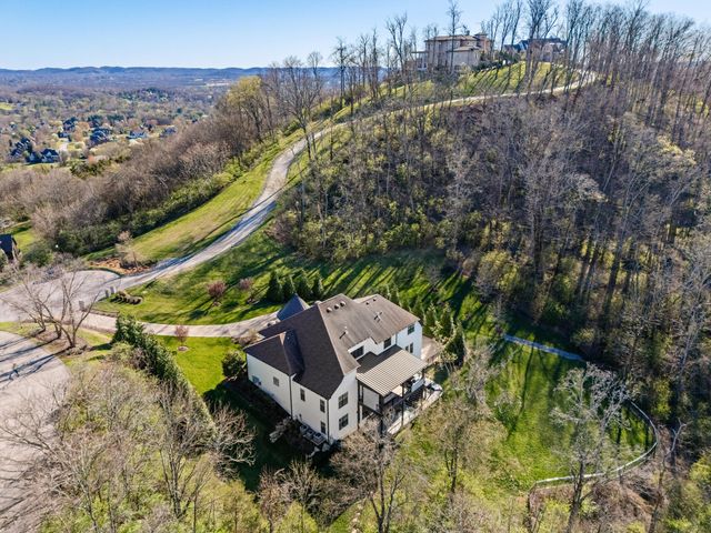 514 Legends Ridge Ct, Franklin, TN 37069