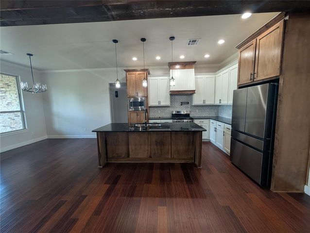 405 NW 115th Street, Oklahoma City, OK 73114