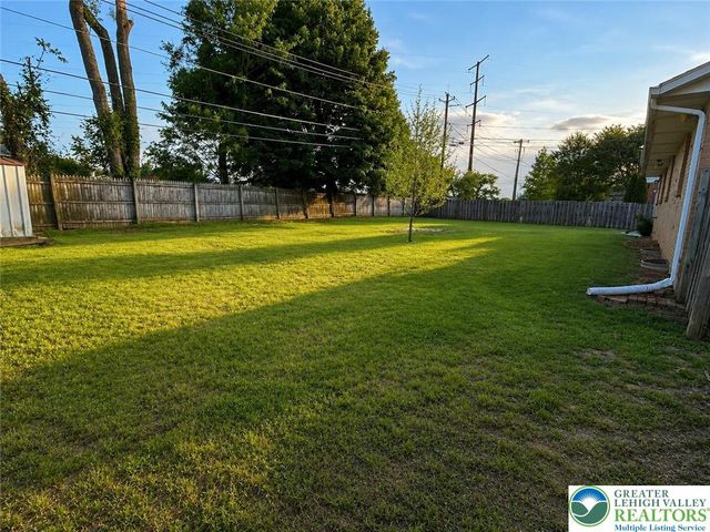 1225 Brentwood Avenue, Bethlehem City, PA 18017