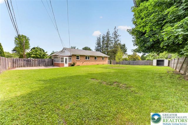 1225 Brentwood Avenue, Bethlehem City, PA 18017