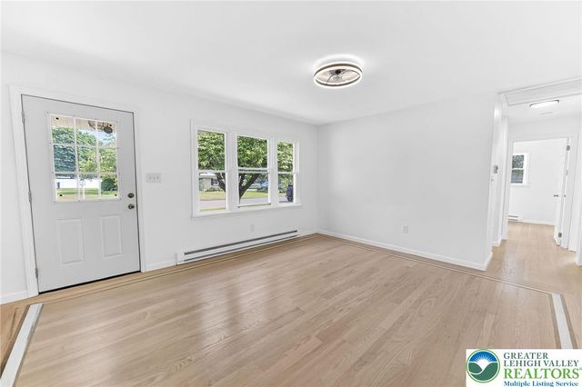 1225 Brentwood Avenue, Bethlehem City, PA 18017