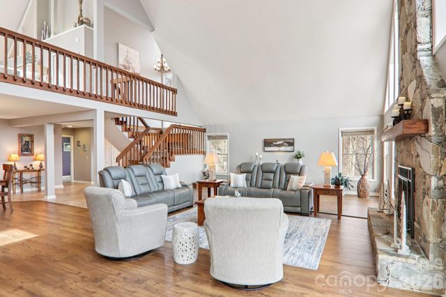 208 Buckeye Road, Maggie Valley, NC 28751