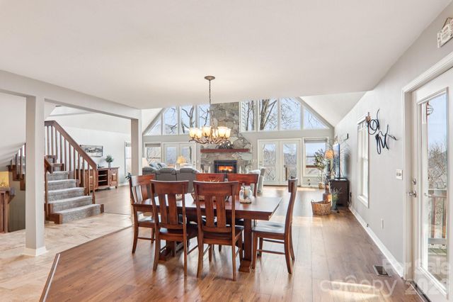 208 Buckeye Road, Maggie Valley, NC 28751
