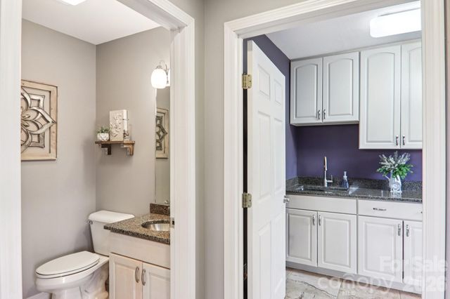 208 Buckeye Road, Maggie Valley, NC 28751
