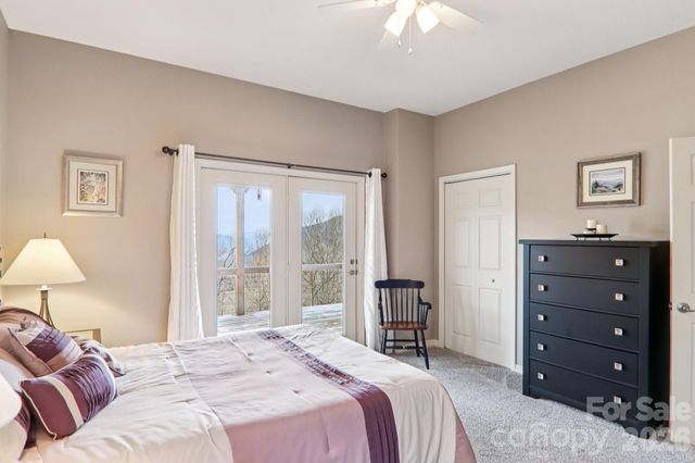 208 Buckeye Road, Maggie Valley, NC 28751