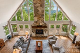 208 Buckeye Road, Maggie Valley, NC 28751